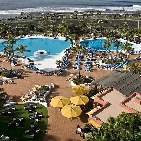 With Pool View *